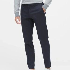 Banana Republic | BR Men's Mason Athletic Tapered Chino Pants 32x30 Navy Blue